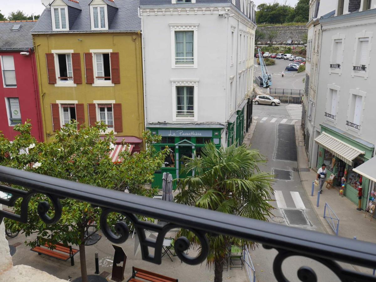 Lumineux Au Coeur De Le Palais, 2 Chambres, Proche Commerces Et Bus, Ideal - Fr-1-418-225 Apartment Le Palais